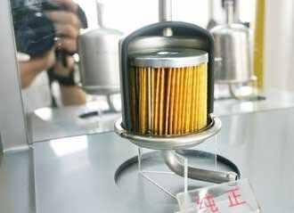 别克君威汽油滤芯型号规格，新君威汽油滤芯多久更换