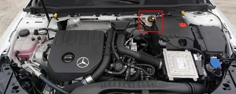 奔驰C260L刹车油多久换，C260L刹车油品牌型号及更换教程