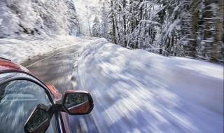 冬天冰面开车 冬天冰雪路面驾驶注意