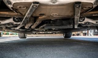 奥迪吊杆如何更换，奥迪a6l吊杆安装