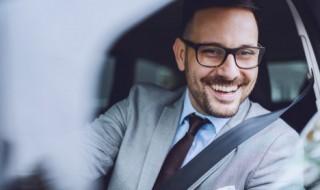 奥迪车内接收器不亮怎么回事 奥迪遥控器接收器故障